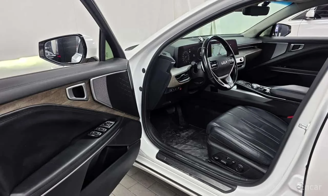 Kia K8 | АВТОФИНАНСИРАНЕ | ЦЕНА ДО БЪЛГАРИЯ, снимка 10 - Автомобили и джипове - 56262348
