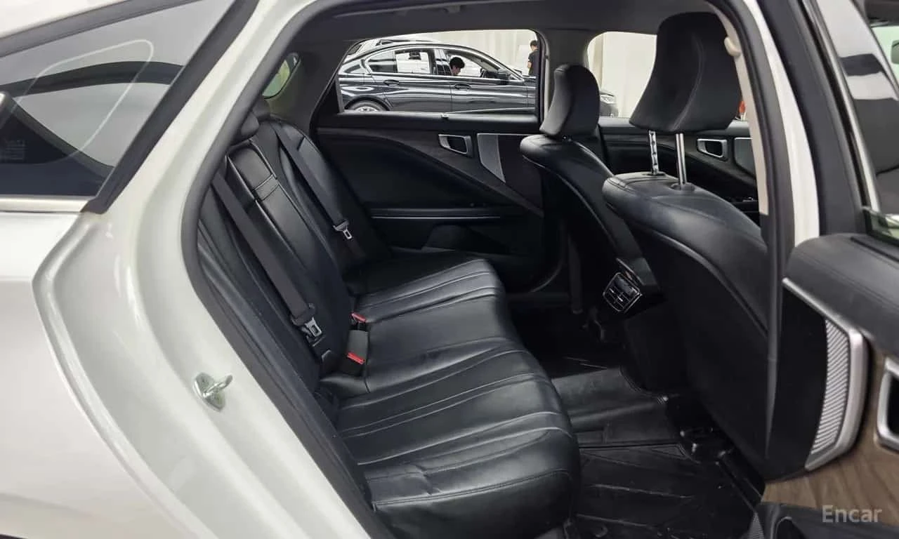 Kia K8 | АВТОФИНАНСИРАНЕ | ЦЕНА ДО БЪЛГАРИЯ, снимка 12 - Автомобили и джипове - 56262348