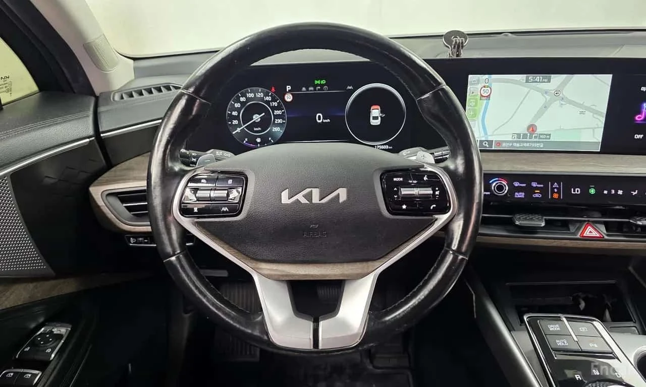Kia K8 | АВТОФИНАНСИРАНЕ | ЦЕНА ДО БЪЛГАРИЯ, снимка 13 - Автомобили и джипове - 56262348