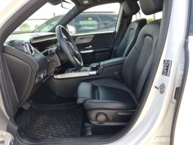 Mercedes-Benz GLB 250 DISTRONIC| PANORAMA| 2 КЛЮЧА| CARFAX| , снимка 8