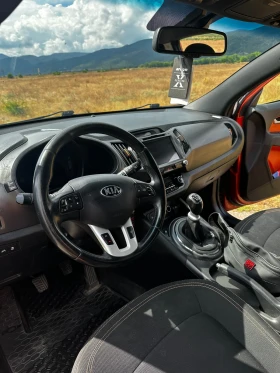 Kia Sportage 2.0CRDi AWD NAVI - 9300 € / 18189.22 лв. - 59252618 8