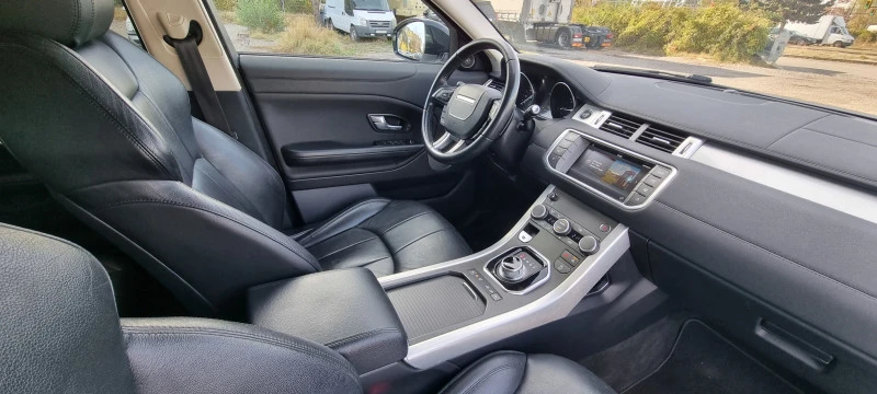 Land Rover Range Rover Evoque 2.0 TDI 150k.c EURO 6B ITALIA , снимка 15 - Автомобили и джипове - 42957352