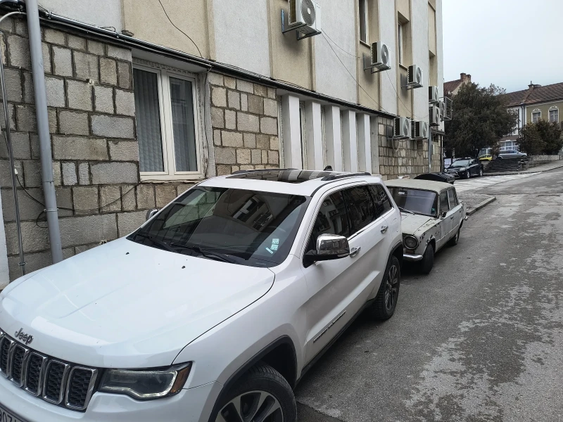 Jeep Grand cherokee, снимка 4 - Автомобили и джипове - 48267975