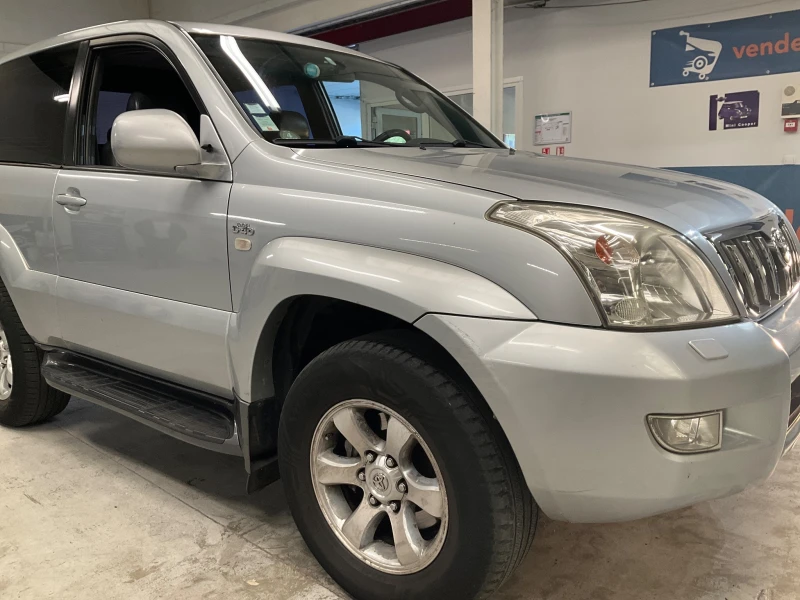 Toyota Land cruiser ОЧАКВАН ВНОС J120 3.0D4D AUTOMAT NAVI КОЖА ПОДГРЕВ, снимка 4 - Автомобили и джипове - 49190792