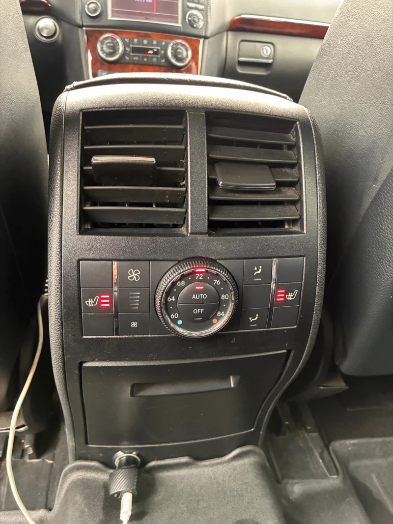 Mercedes-Benz GL 550 Gl550 Grand Edition Amg, снимка 11 - Автомобили и джипове - 52819659