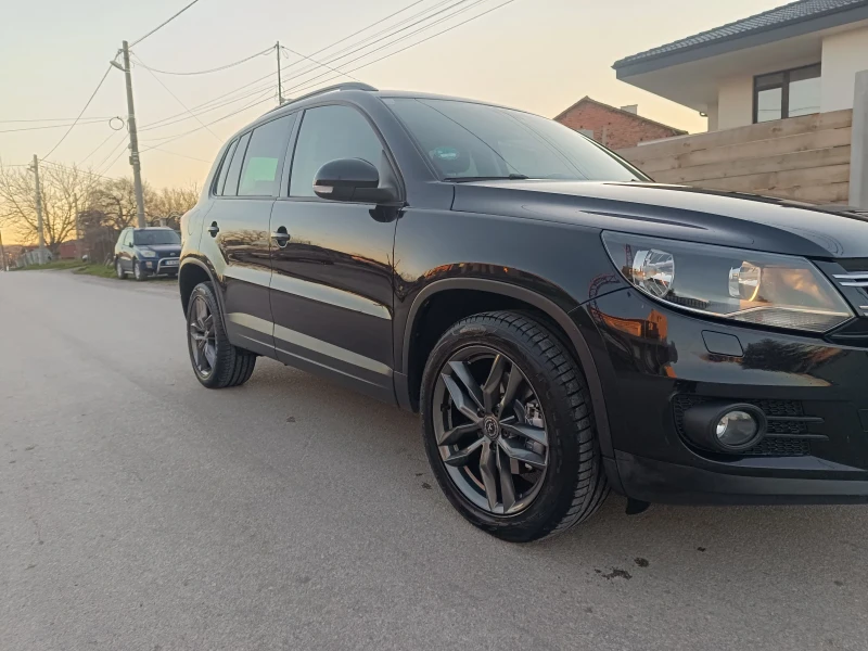 VW Tiguan, снимка 2 - Автомобили и джипове - 52947589