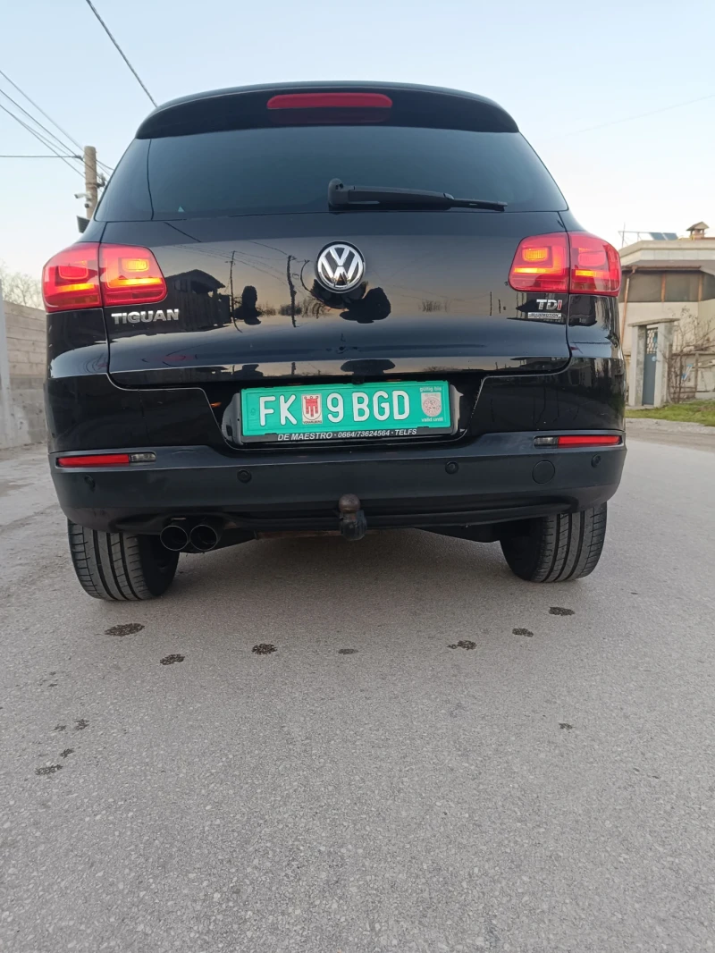 VW Tiguan, снимка 10 - Автомобили и джипове - 52947589