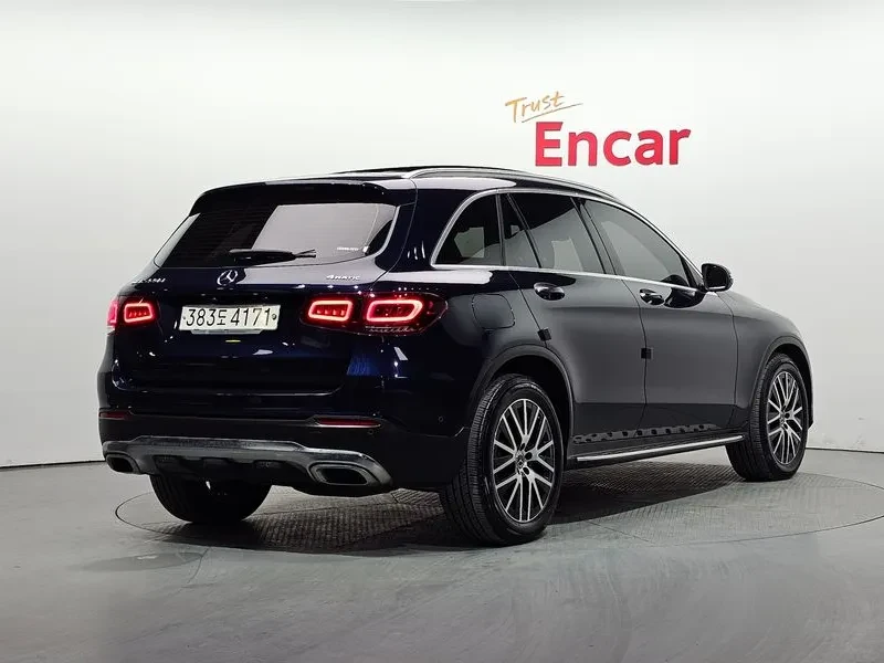 Mercedes-Benz GLC 220 D 4Matic, снимка 2 - Автомобили и джипове - 53826355