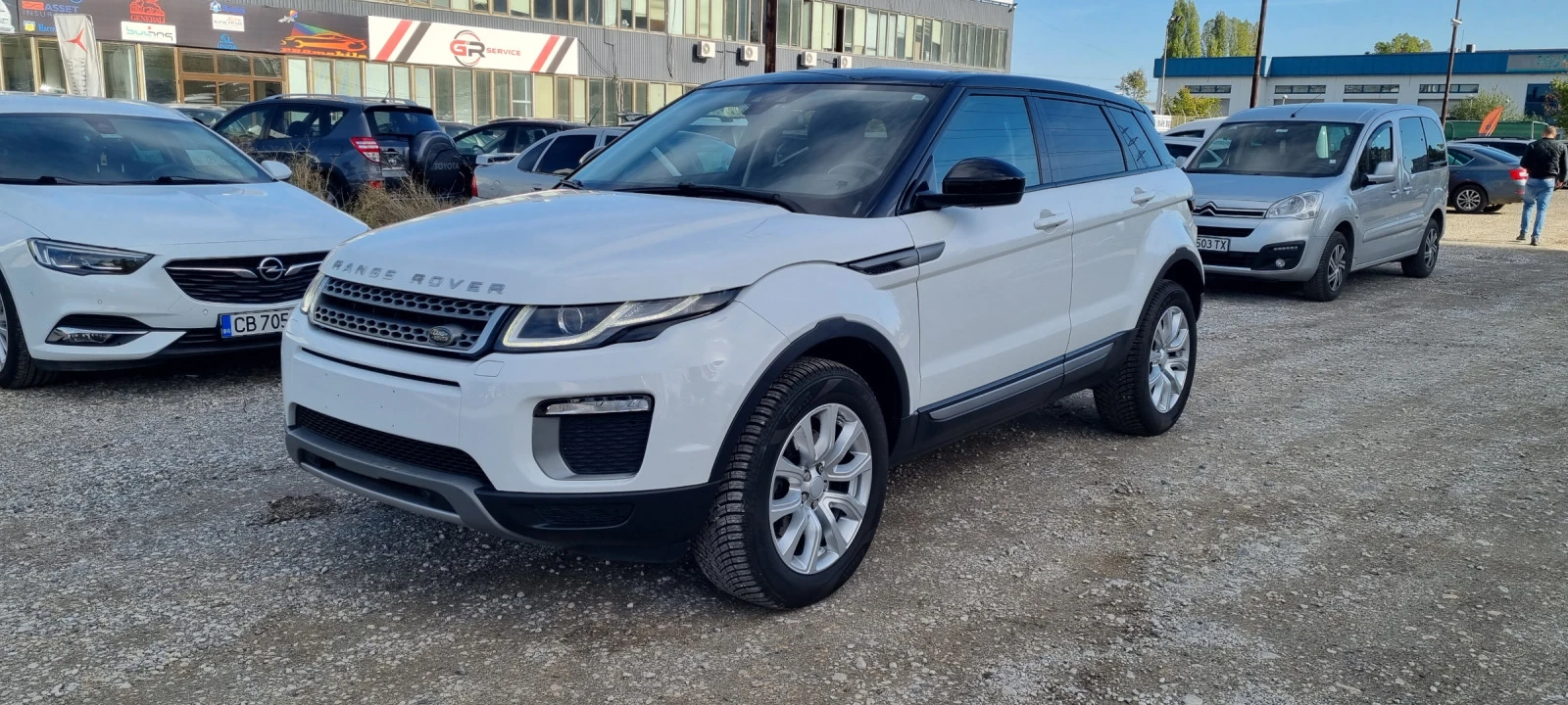 Land Rover Range Rover Evoque 2.0 TDI 150k.c EURO 6B ITALIA  - изображение 3