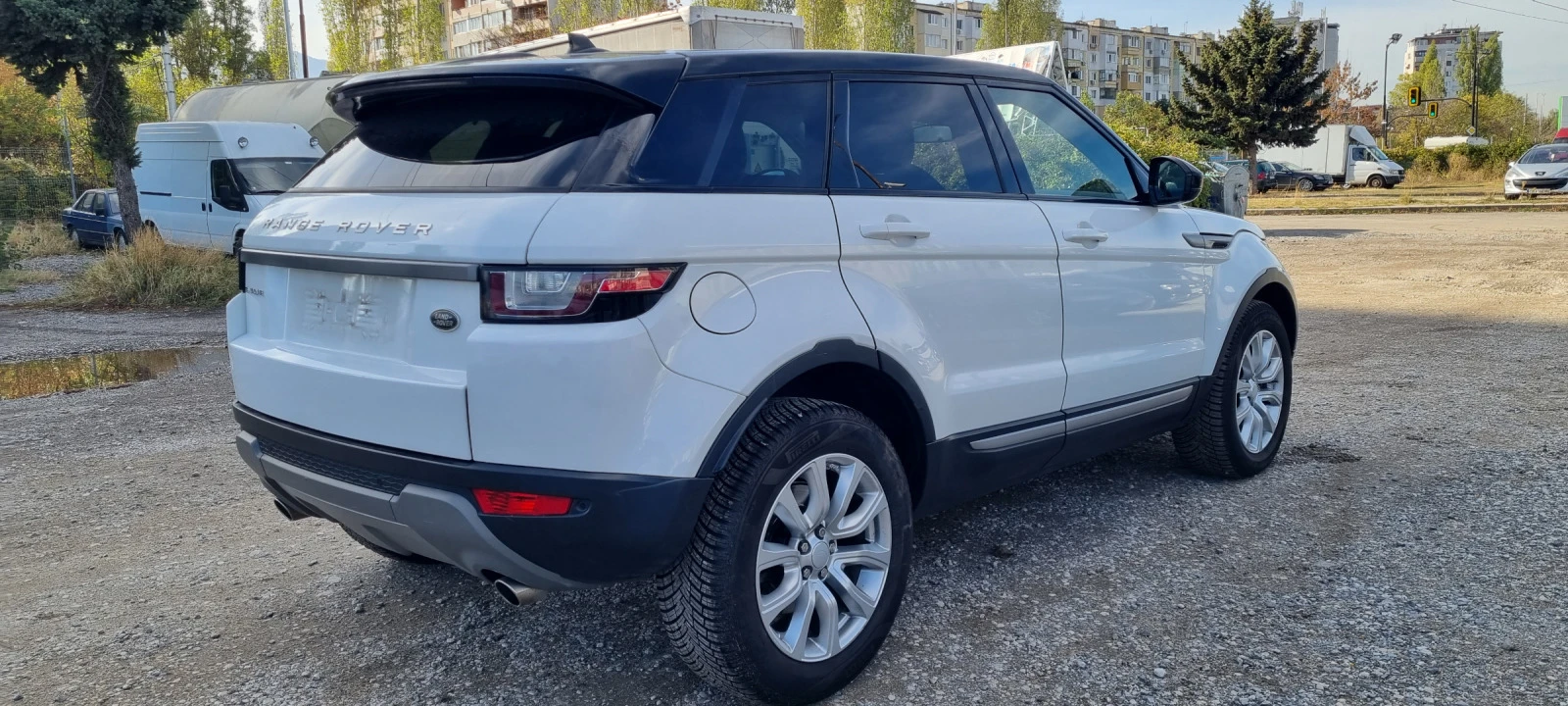 Land Rover Range Rover Evoque 2.0 TDI 150k.c EURO 6B ITALIA  - изображение 4