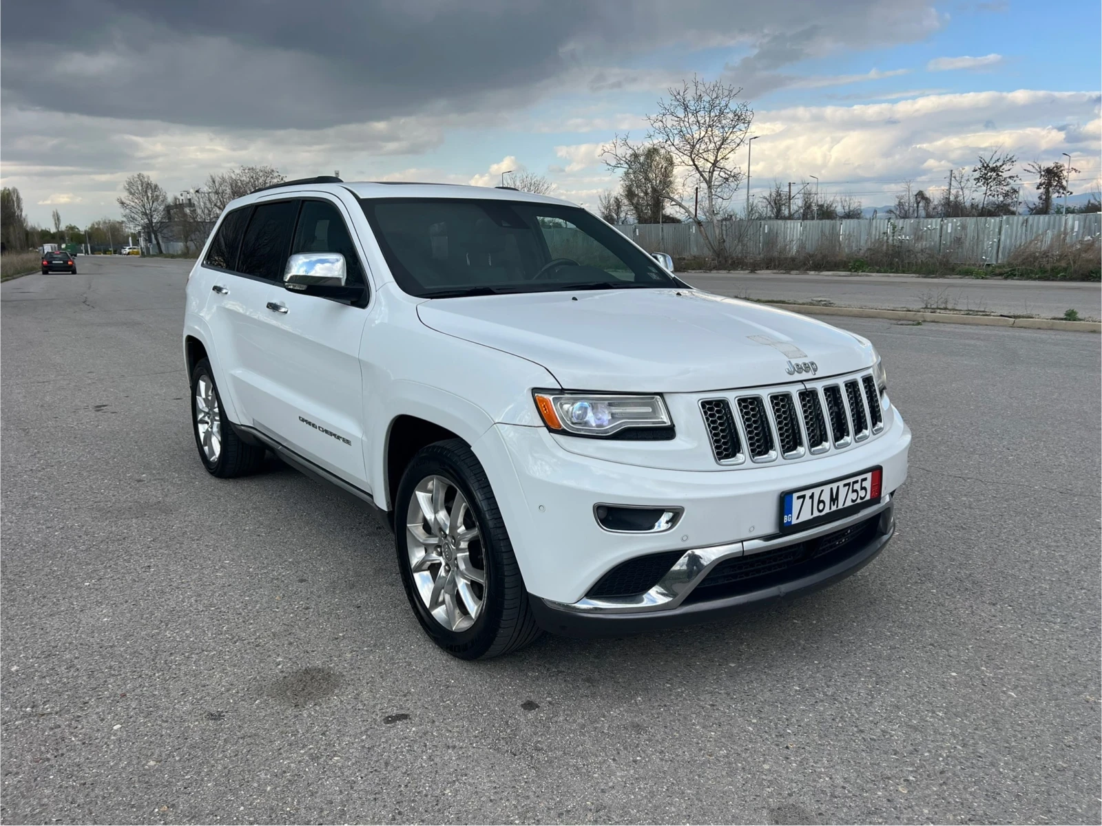 Jeep Grand cherokee 5.7 HEMI SUMMIT - изображение 3