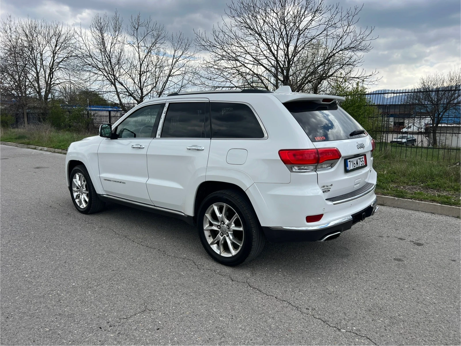 Jeep Grand cherokee 5.7 HEMI SUMMIT - изображение 6
