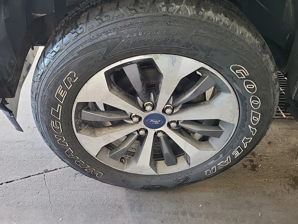 Ford F150 * LARIAT CREW CAB STD BED * CARFAX *    | Mobile.bg   9