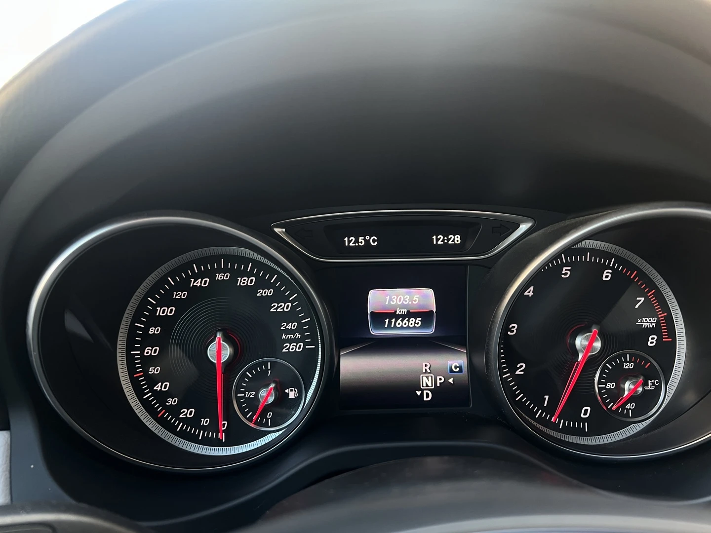 Mercedes-Benz GLA 250 250 4MATIC * CARFAX* * АвтоКредит* (ЦЕНА ДО БГ) - изображение 9