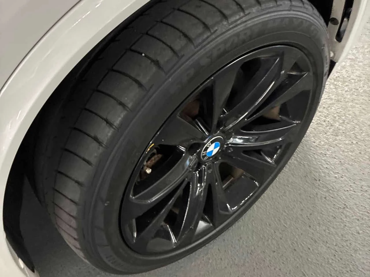 BMW X5 * xDrive50i * CARFAX * БЕЗ ПЪРВОНАЧАЛНА ВНОСКА, снимка 7 - Автомобили и джипове - 54203429