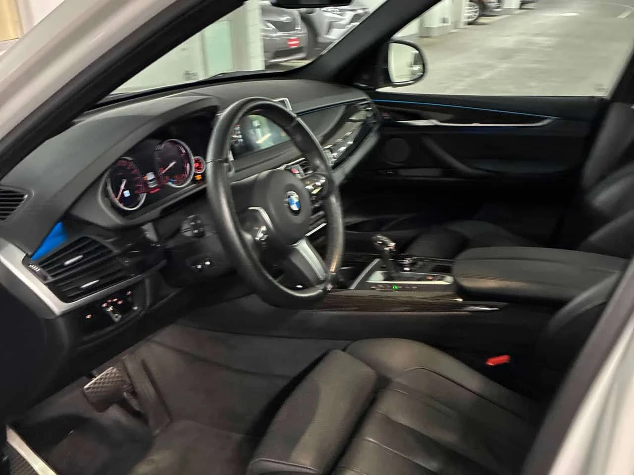 BMW X5 * xDrive50i * CARFAX * БЕЗ ПЪРВОНАЧАЛНА ВНОСКА, снимка 5 - Автомобили и джипове - 54203429