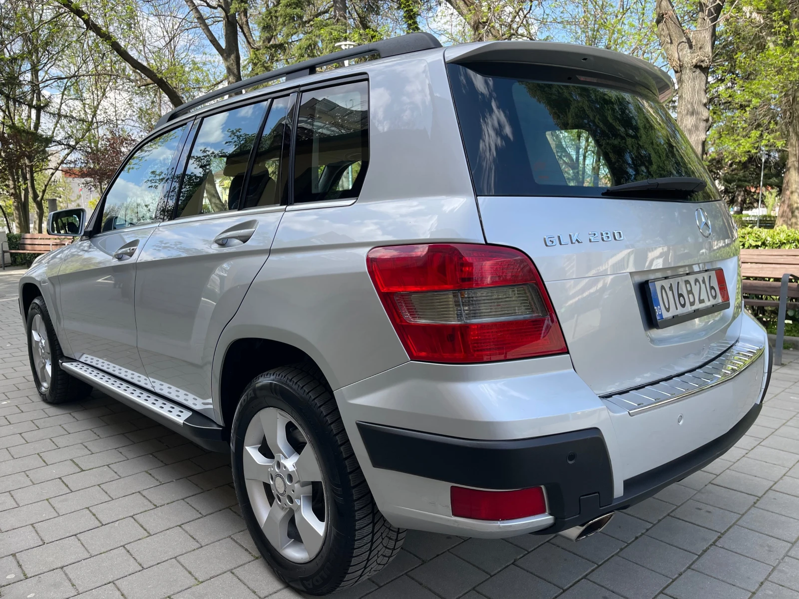 Mercedes-Benz GLK 280i#231KC#4MATIC#KATO HOB!, снимка 2 - Автомобили и джипове - 54235390
