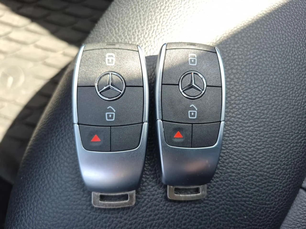 Mercedes-Benz GLB 250 DISTRONIC| PANORAMA| 2 �����| CARFAX|  | Mobile.bg � ����������� 17