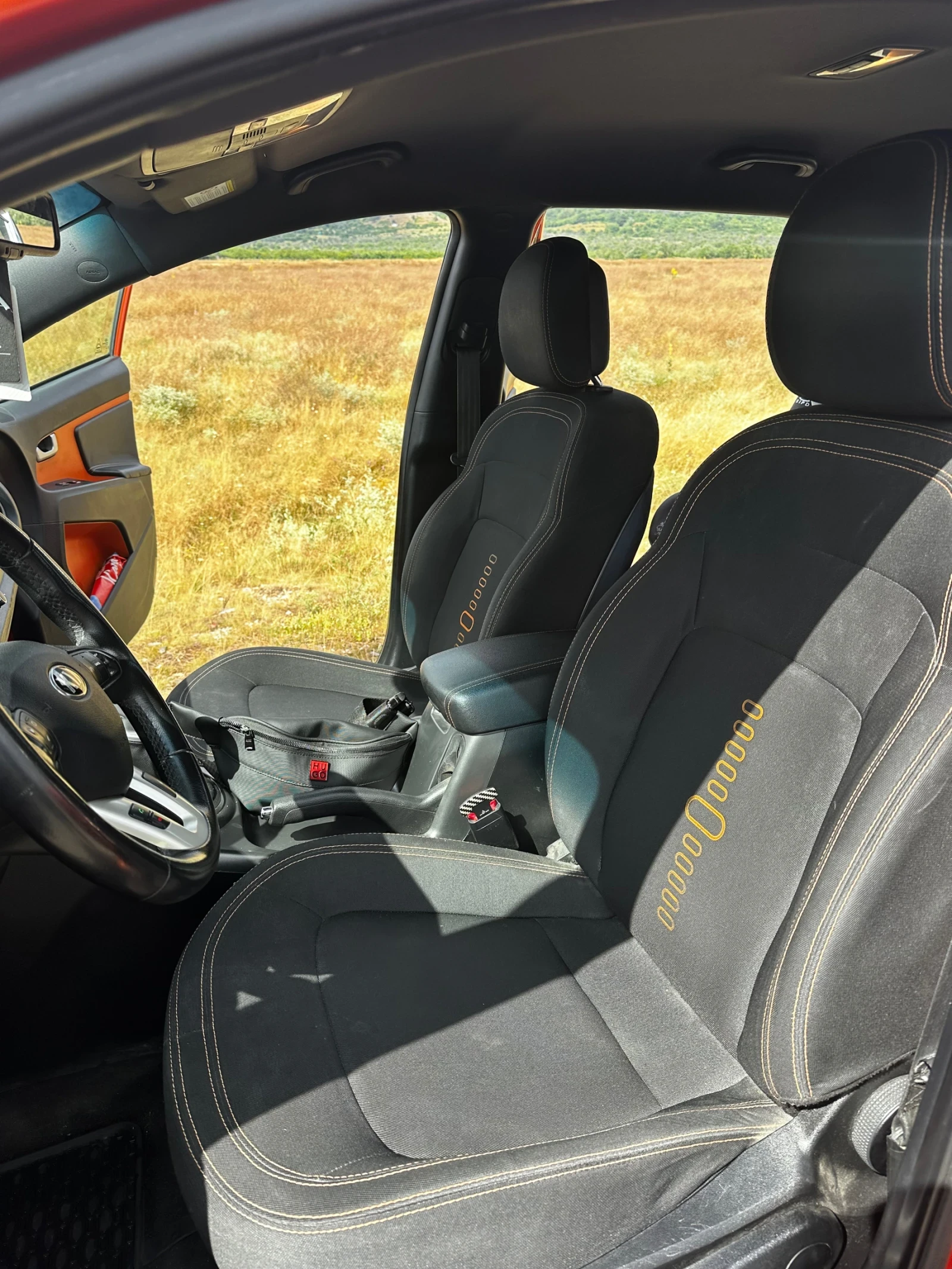 Kia Sportage 2.0CRDi AWD NAVI, снимка 7 - Автомобили и джипове - 55266876