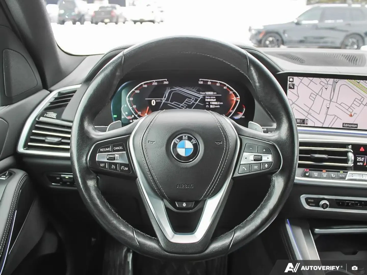 BMW X5 xDrive40i* Glass Controls* Premium Essential, снимка 11 - Автомобили и джипове - 55971944