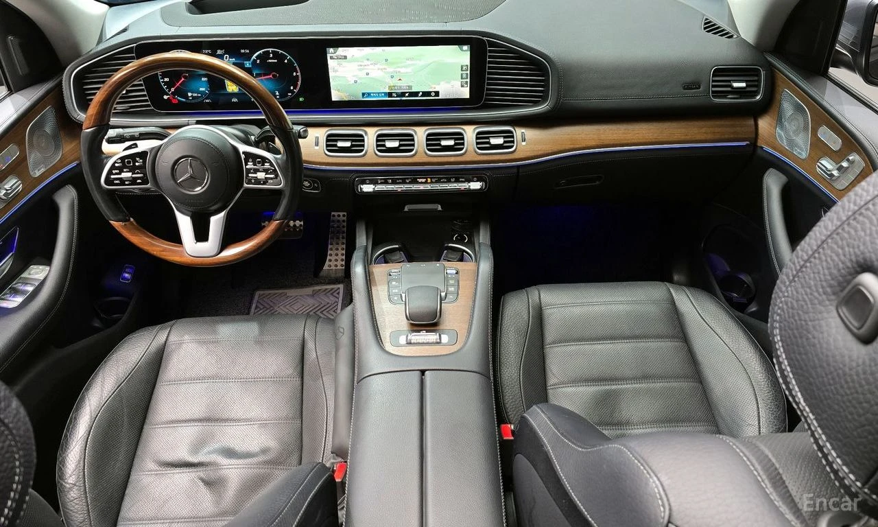 Mercedes-Benz GLS 400 AMG* LINE* BURMESTER* ОБДУХВАНЕ* ДИСТРОНИК* МАСАЖ*, снимка 7 - Автомобили и джипове - 56196324