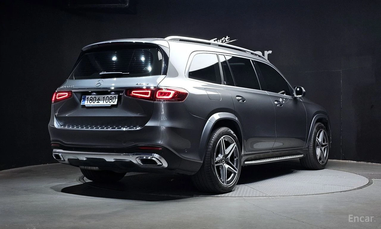 Mercedes-Benz GLS 400 AMG* LINE* BURMESTER* ОБДУХВАНЕ* ДИСТРОНИК* МАСАЖ*, снимка 2 - Автомобили и джипове - 56196324