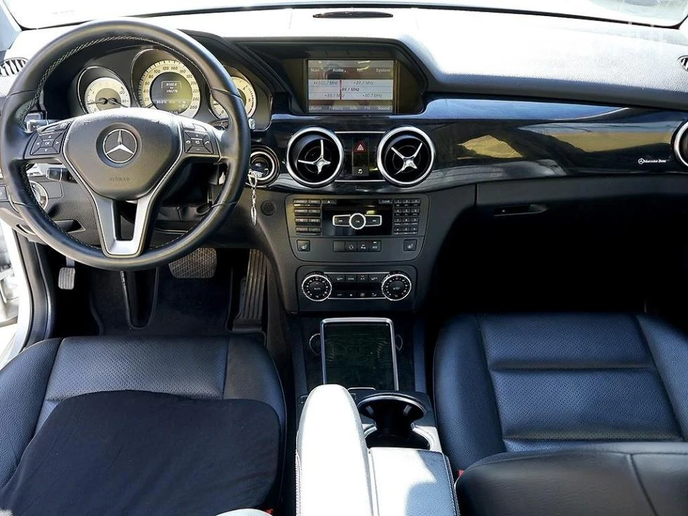 Mercedes-Benz GLK AMG LINE\PANORAMA\TOP CENA, снимка 5 - Автомобили и джипове - 56232091