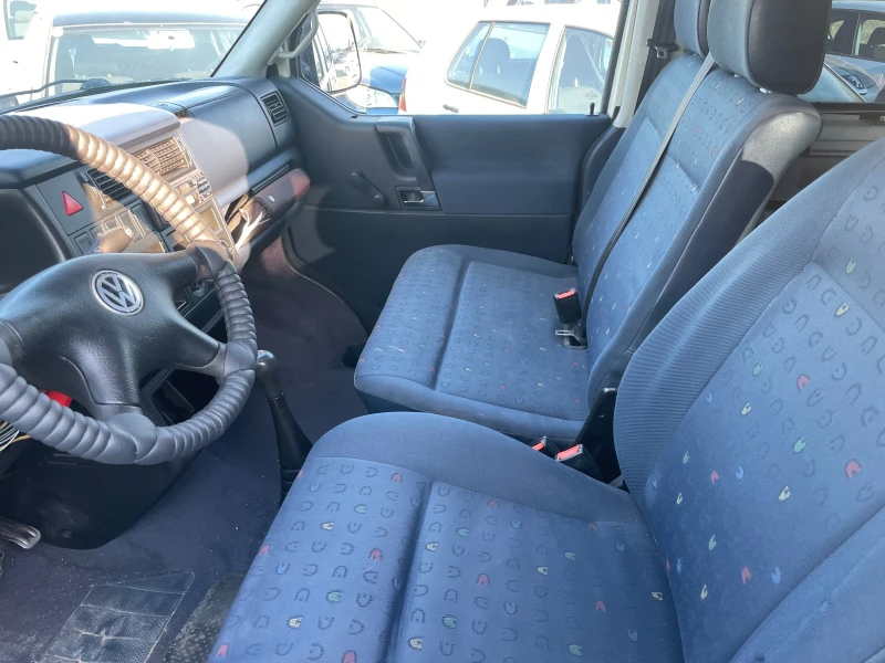 VW Transporter 1.9TDI-9МЕСТЕН, снимка 14 - Бусове и автобуси - 46899996