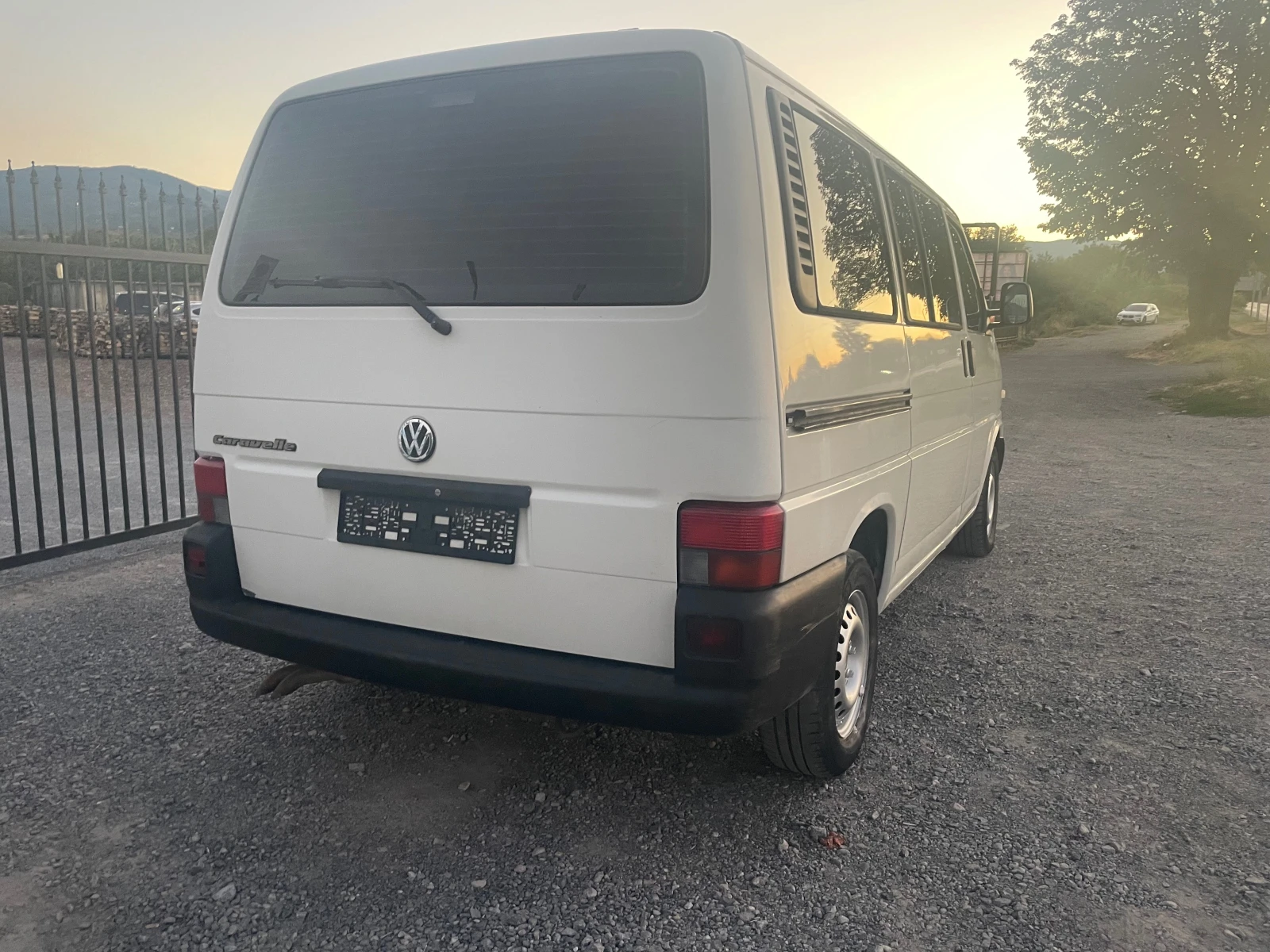 VW Transporter 1.9TDI-9МЕСТЕН - изображение 9