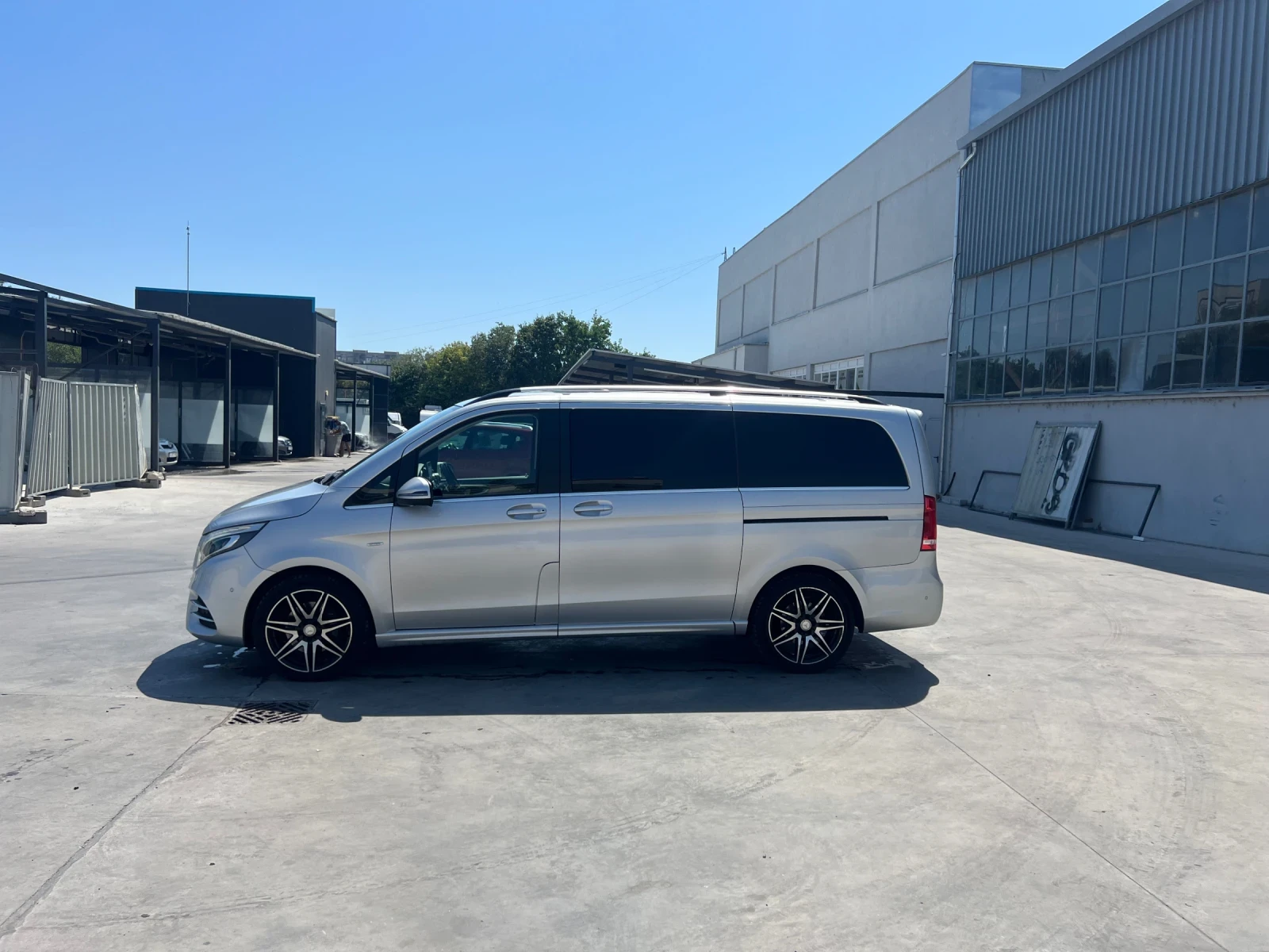 Mercedes-Benz V 250 220 190hp - изображение 3