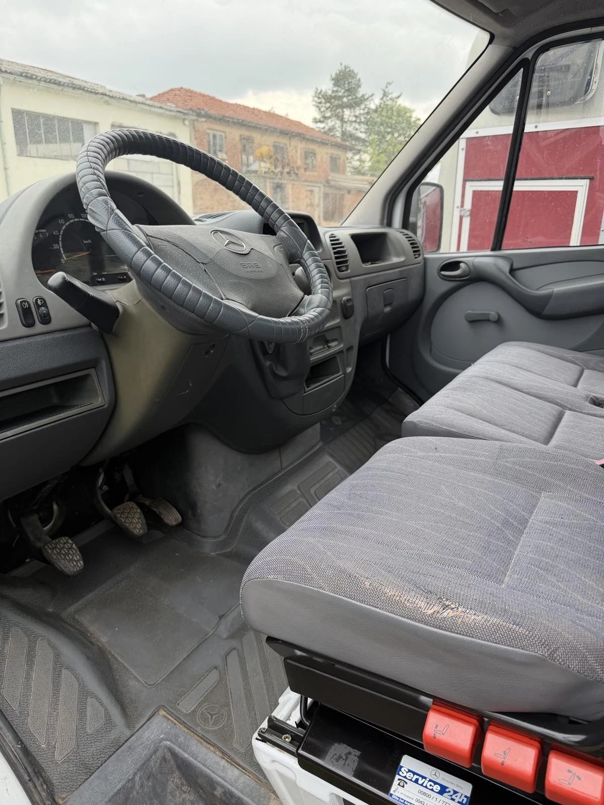 Mercedes-Benz Sprinter 311 Cdi, снимка 3 - Бусове и автобуси - 54519666