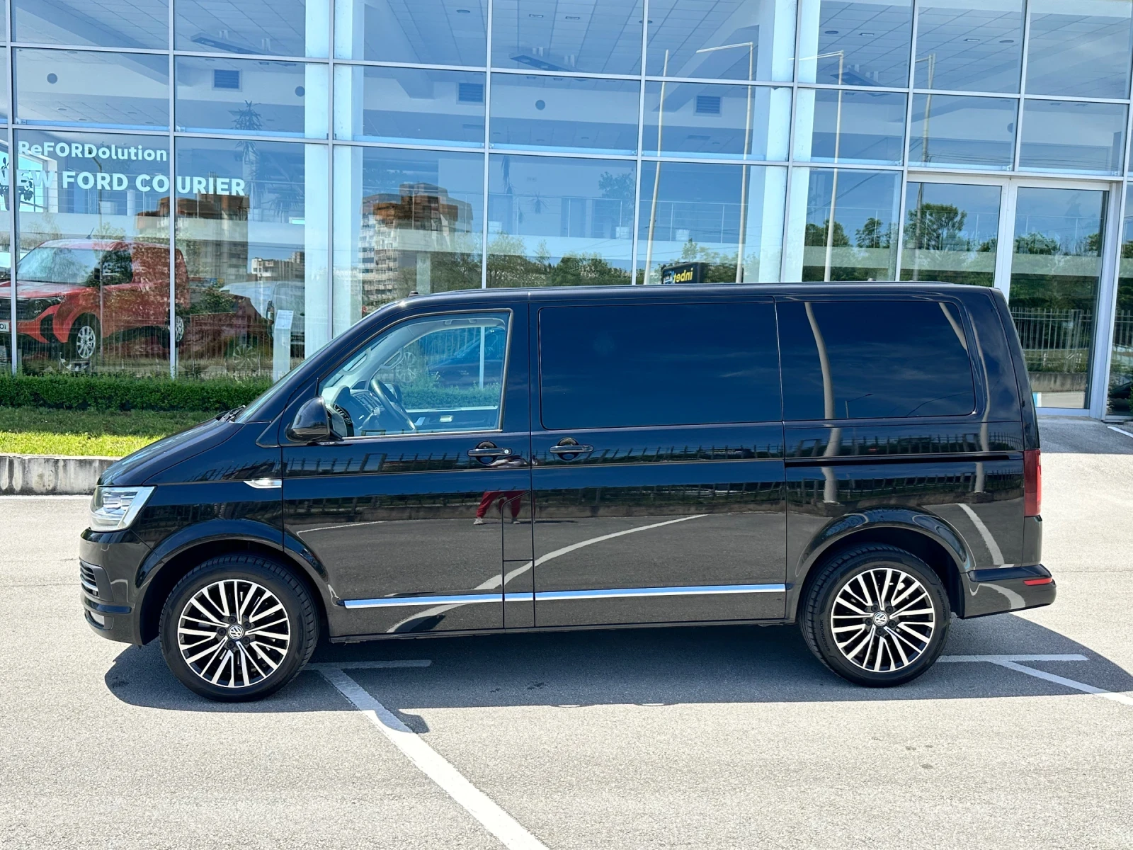 VW T6 Business Line 2.0TDI 4motion AMT, снимка 7 - Бусове и автобуси - 54728601