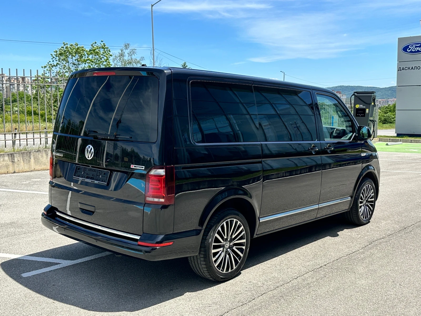 VW T6 Business Line 2.0TDI 4motion AMT, снимка 4 - Бусове и автобуси - 54728601