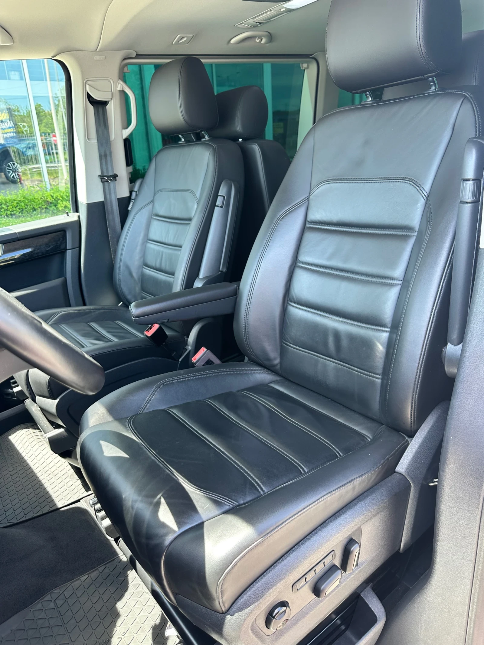 VW T6 Business Line 2.0TDI 4motion AMT, снимка 8 - Бусове и автобуси - 54728601