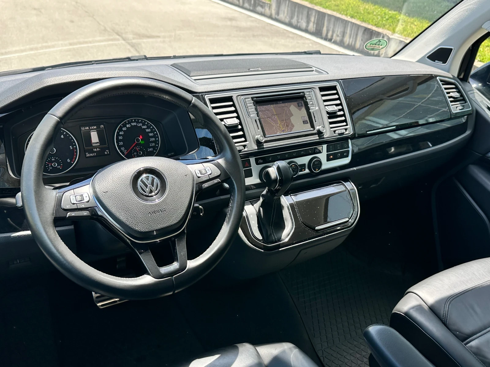 VW T6 Business Line 2.0TDI 4motion AMT, снимка 9 - Бусове и автобуси - 54728601