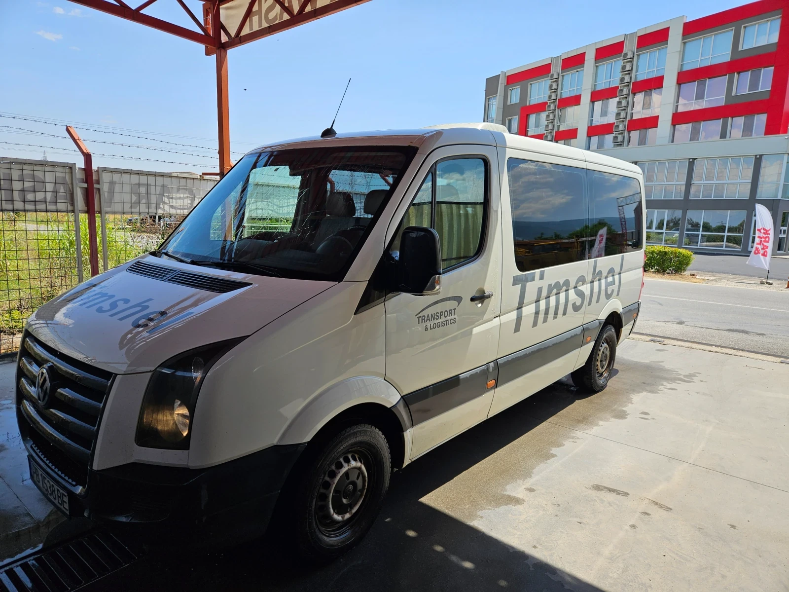 VW Crafter, снимка 2 - Бусове и автобуси - 56598125