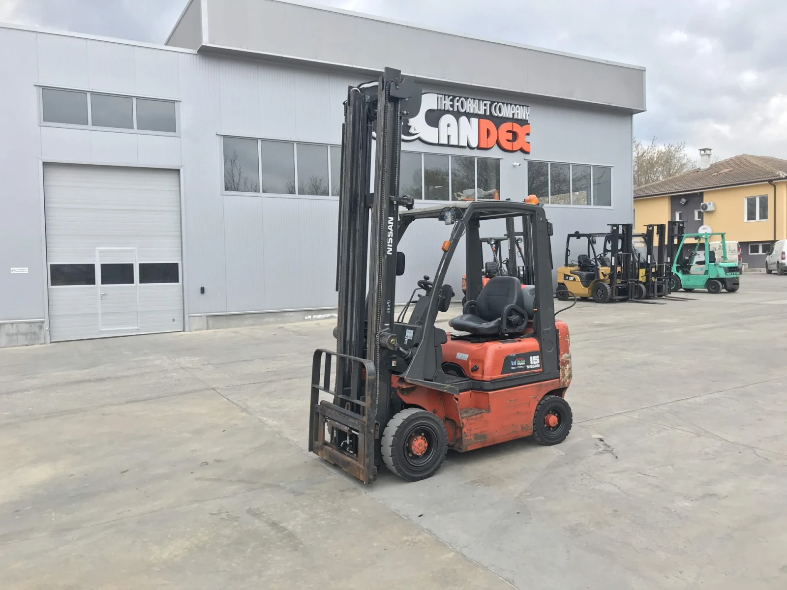  Nissan  ,   | Mobile.bg   1