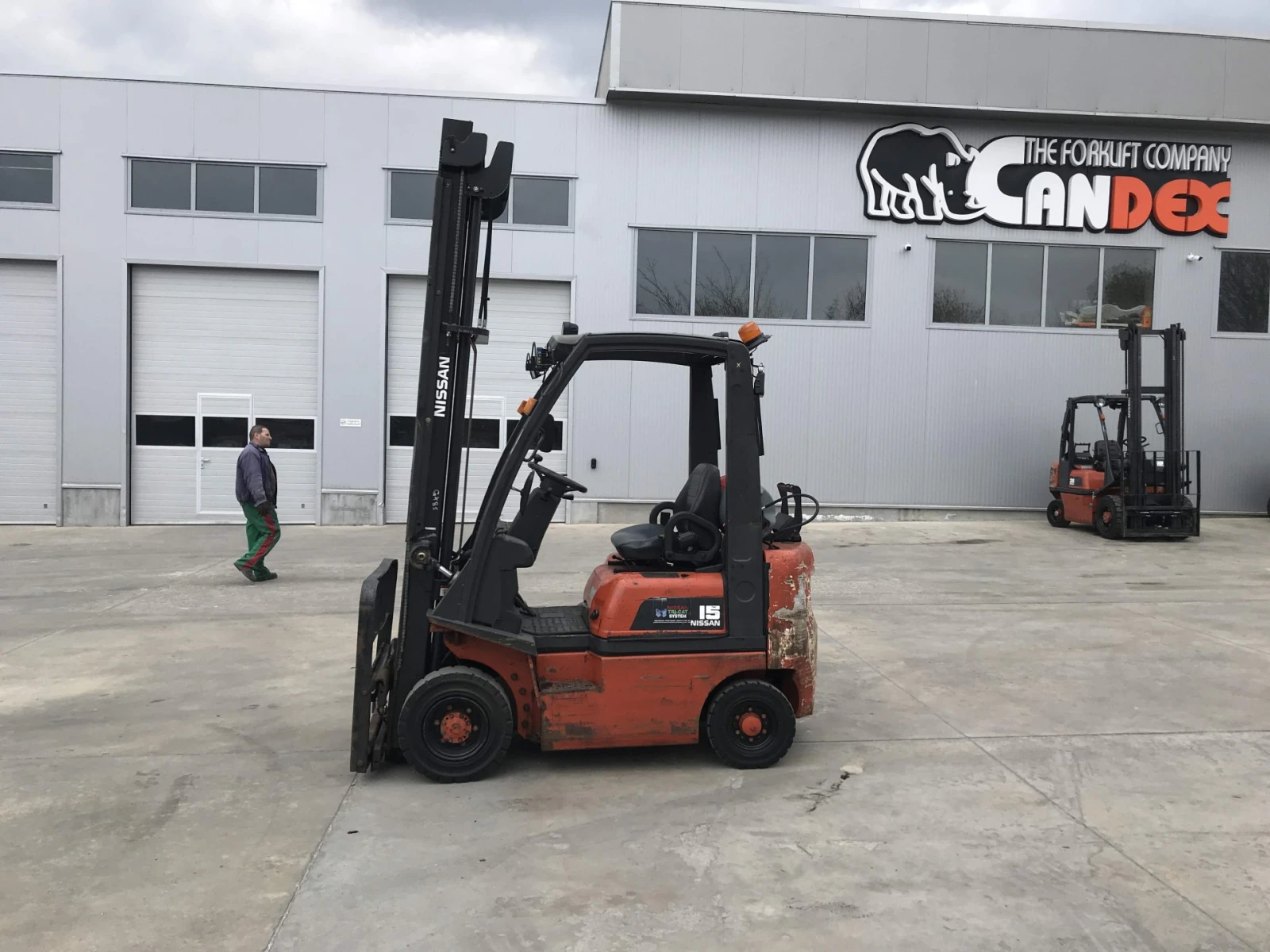  Nissan  ,   | Mobile.bg   2