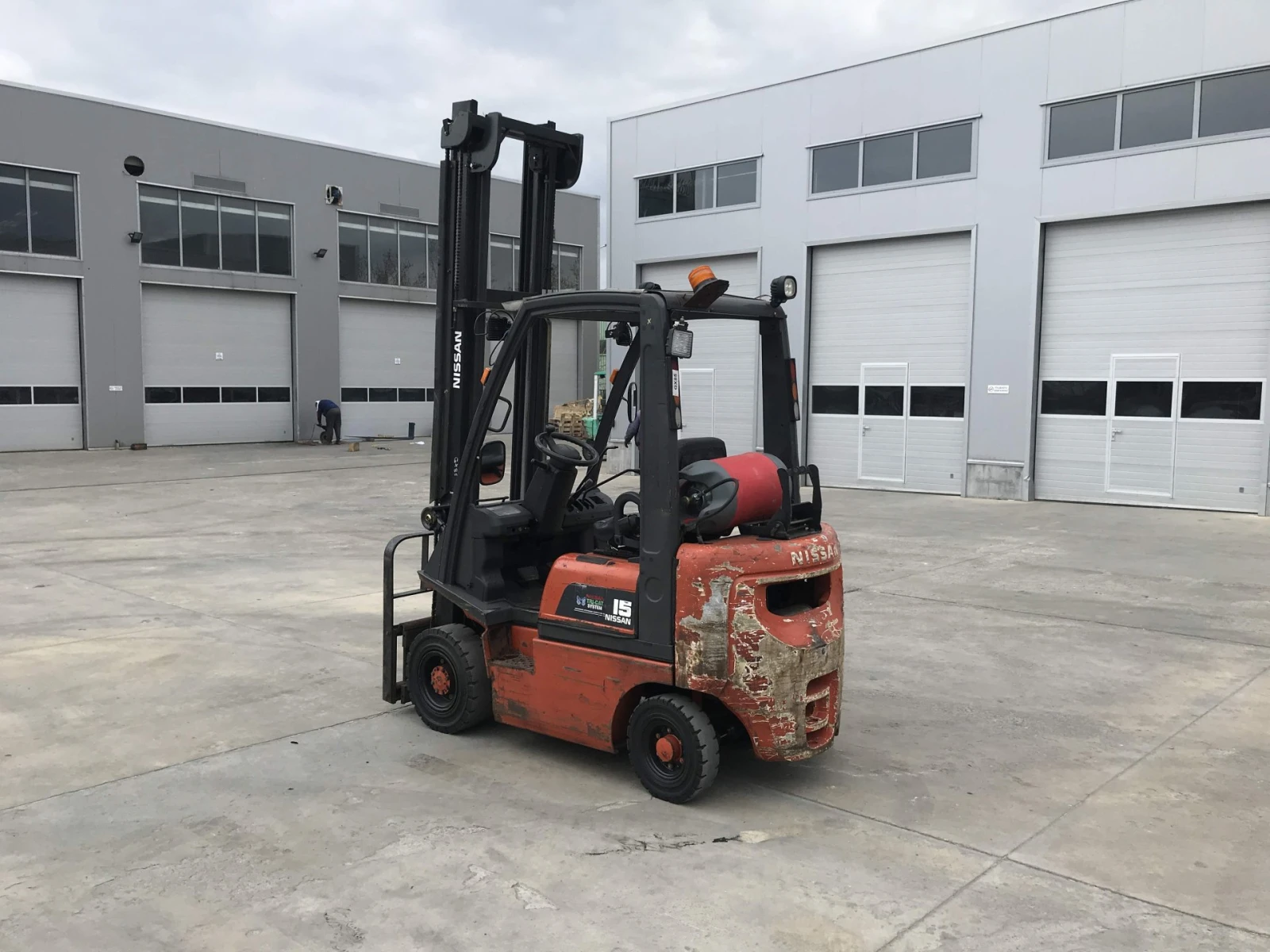  Nissan  ,   | Mobile.bg   3