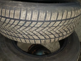 Гуми Всесезонни 215/60R17, снимка 7 - Гуми и джанти - 48655315