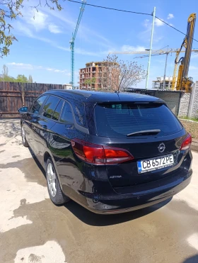Opel Astra Sport tourer, снимка 6