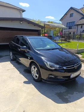 Opel Astra Sport tourer, снимка 2