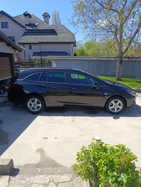 Opel Astra Sport tourer, снимка 3