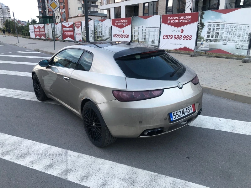 Alfa Romeo Brera 2.4 jtdm- 250кс РЕГИСТРИРАН, снимка 4 - Автомобили и джипове - 40654721