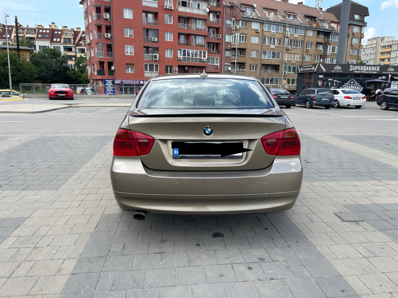 BMW 320 M47 * ГОЛЯМА НАВИГАЦИЯ * ПОДГРЕВ, снимка 5 - Автомобили и джипове - 46623421