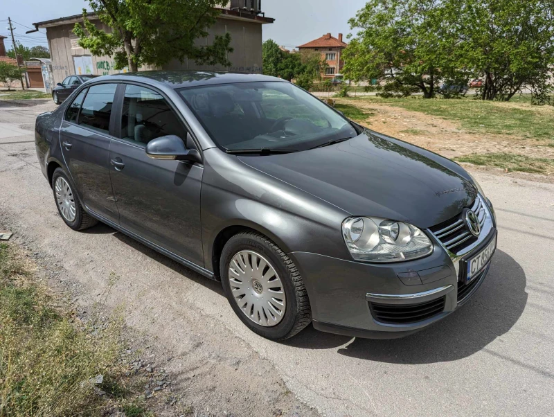 VW Jetta, снимка 8 - Автомобили и джипове - 47324240