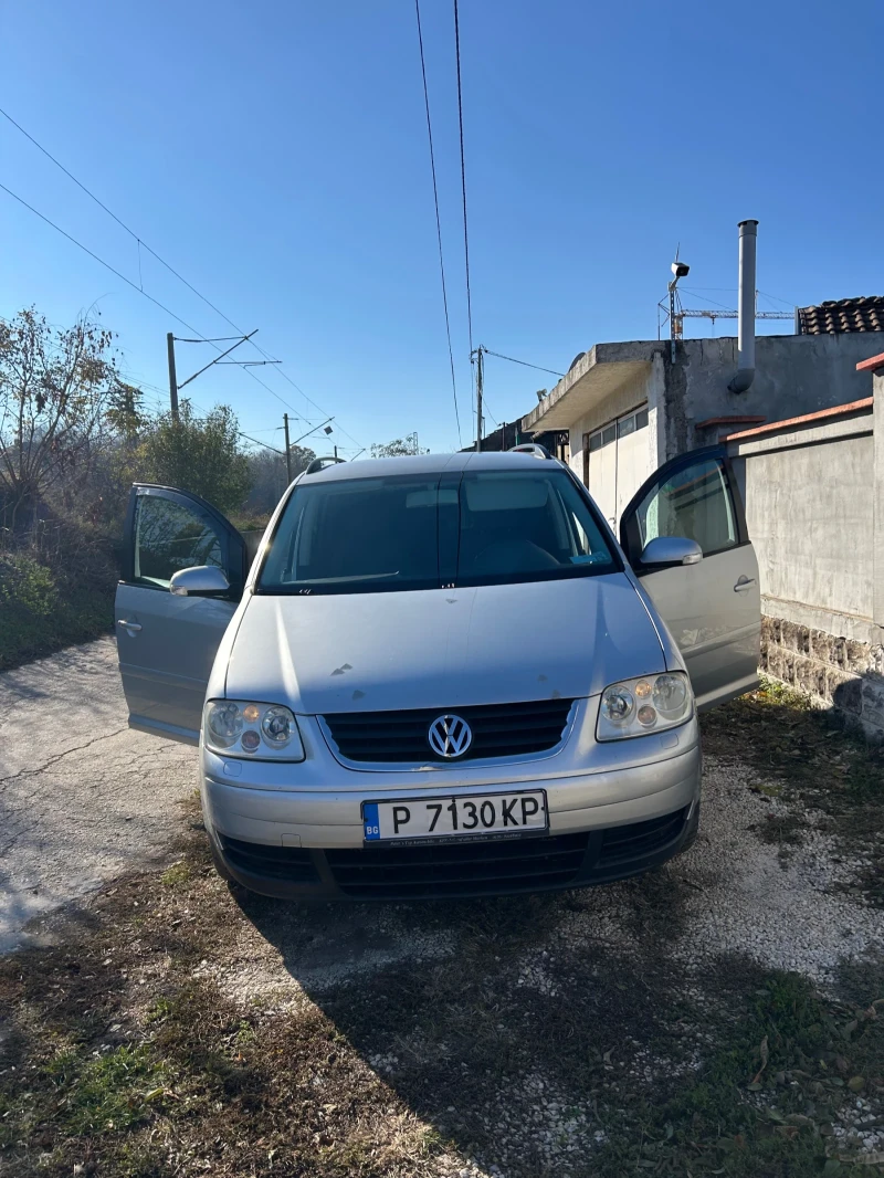 VW Touran, снимка 1 - Автомобили и джипове - 48098930