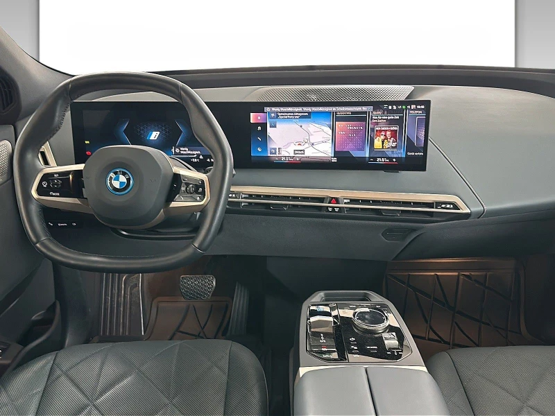 BMW iX M60/ SKY LOUNGE/ B&W/ LASER/ 360/ SOFT CLOSE/ , снимка 10 - Автомобили и джипове - 48102883