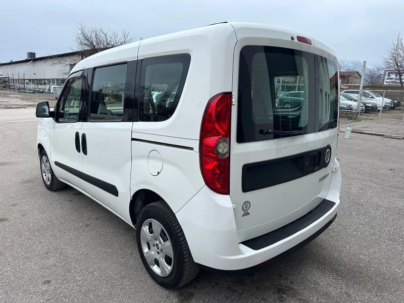 Fiat Doblo 1.3 Multijet Италия , снимка 5 - Автомобили и джипове - 48454697