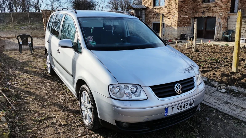 VW Touran 1.9 105, снимка 5 - Автомобили и джипове - 49418229